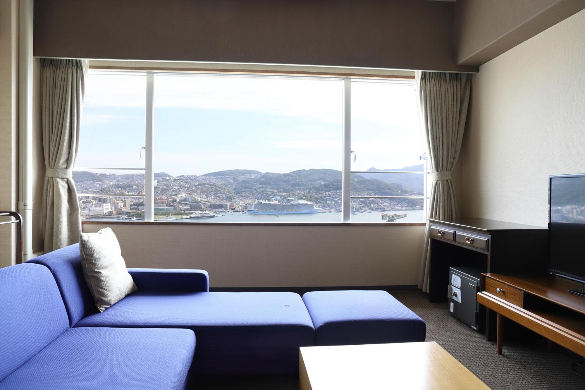 Ooedo-Onsen Monogatari Nagasaki Hotel Seifu Esterno foto