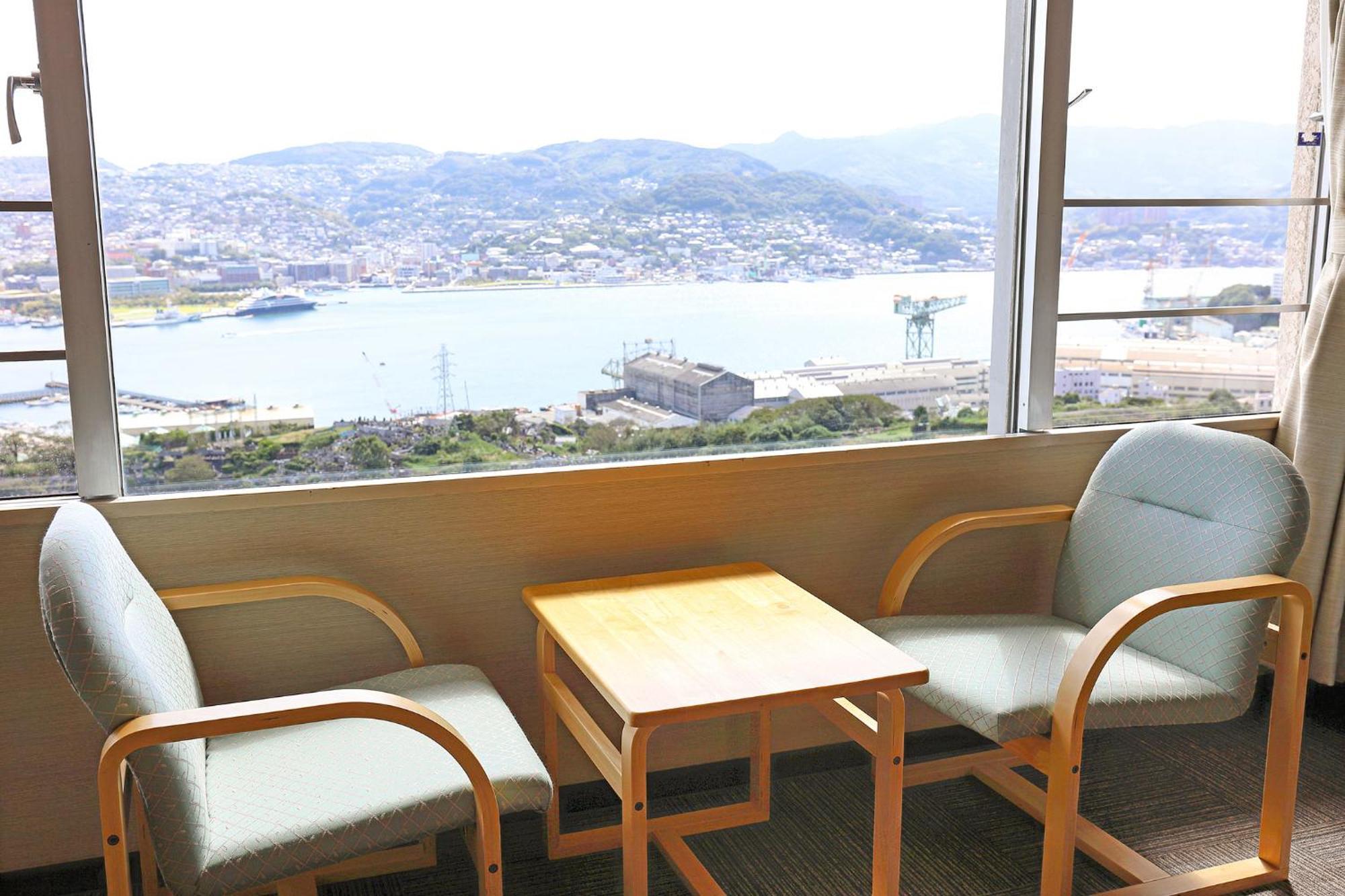 Ooedo-Onsen Monogatari Nagasaki Hotel Seifu Esterno foto