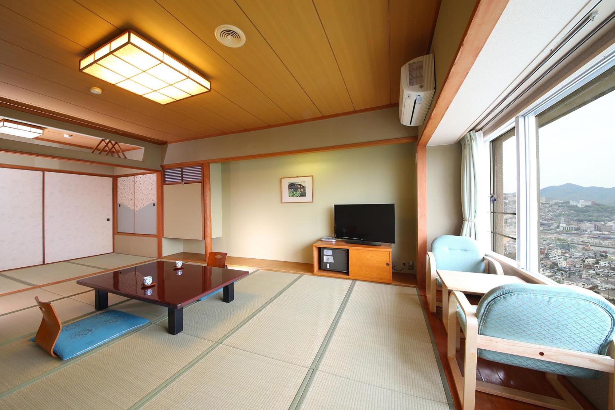 Ooedo-Onsen Monogatari Nagasaki Hotel Seifu Esterno foto